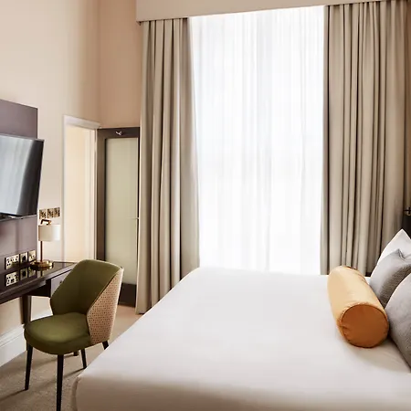 The Clermont London, Victoria-3