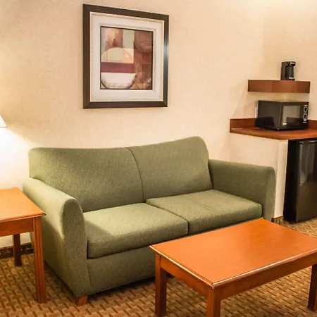 Comfort Inn & Suites Kent - University Area-3