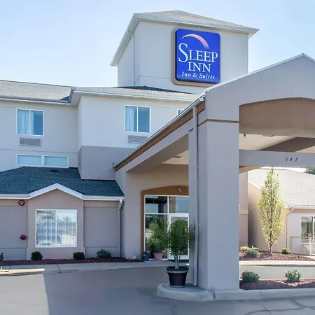 Sleep Inn & Suites Port Clinton-3