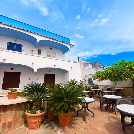 Hotel Celeste-3