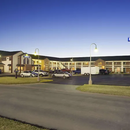 Days Inn By Wyndham Wichita West Near Airport-2