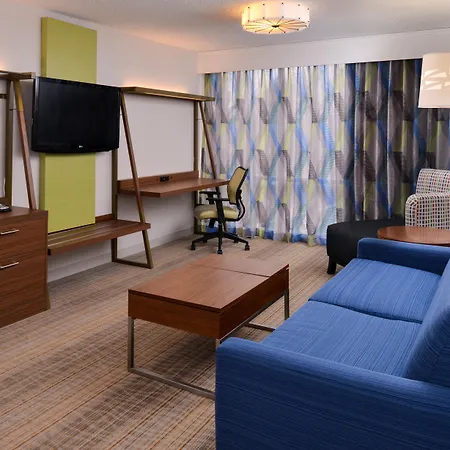 Holiday Inn Express & Suites Springfield By Ihg-3