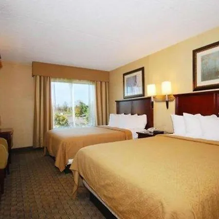 Quality Inn & Suites Bensalem-3