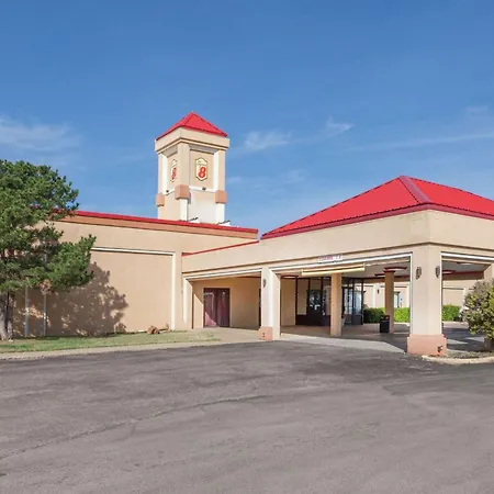 Super 8 By Wyndham Plainview-3