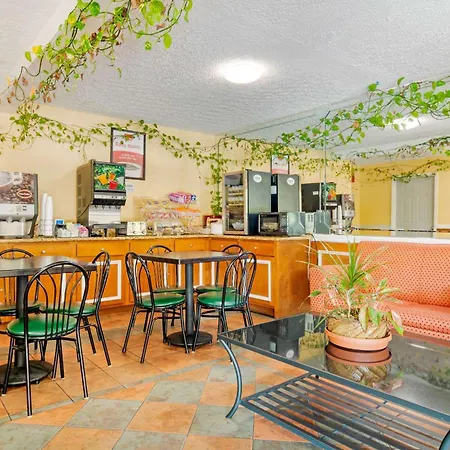 Econo Lodge Decatur - Atlanta East-2