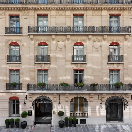 La Clef Champs-Elysees Paris By The Crest Collection-2