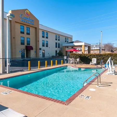 Comfort Inn & Suites Lagrange East-3
