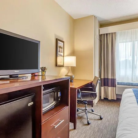Comfort Inn Rockford Near Casino District-3