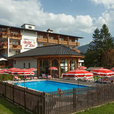 Chalet-Hôtel Neige et Roc, The Originals Relais (Hotel-Chalet de Tradition)-2