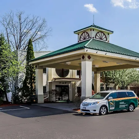 Quality Inn & Suites Lexington-3