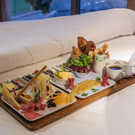 Holiday Inn Antalya - Lara By Ihg-2