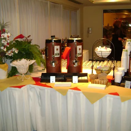 Hilton Garden Inn Redding-2