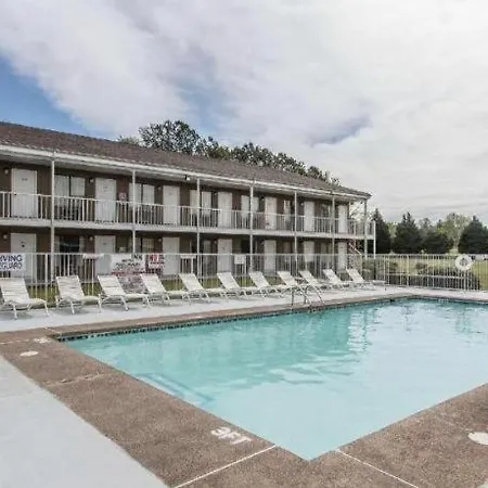Rodeway Inn-2