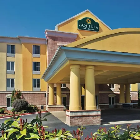 La Quinta By Wyndham Hot Springs-2