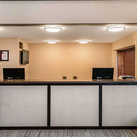 Clarion Inn Near Jblm-3