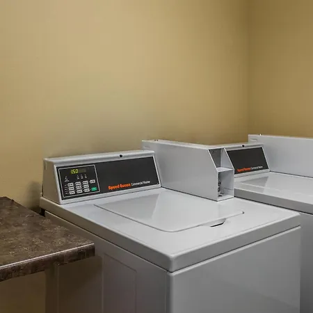 Mainstay Suites Grand Island-2