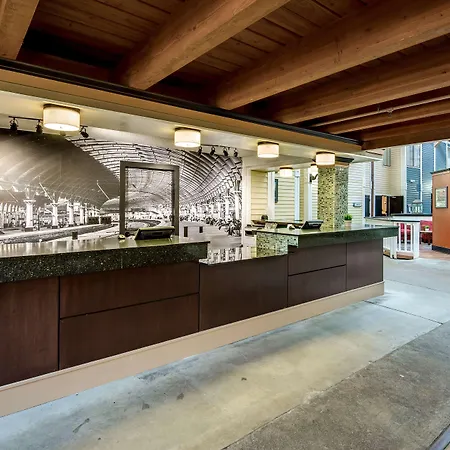 Best Western Plus Como Park Hotel-3