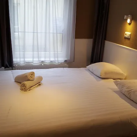 Hotel Old Quarter-3