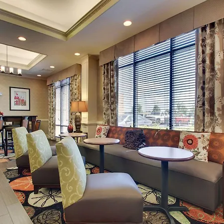 Hampton Inn Warner Robins-2