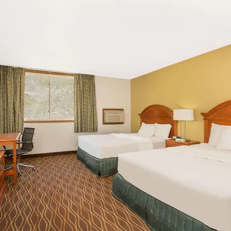 Days Inn By Wyndham Silverthorne-2