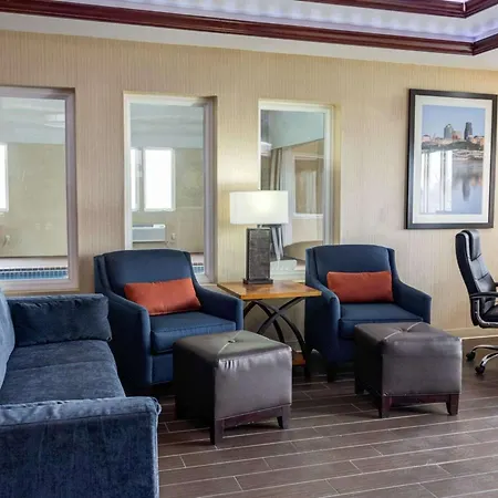 Comfort Inn Kearney - Liberty-3
