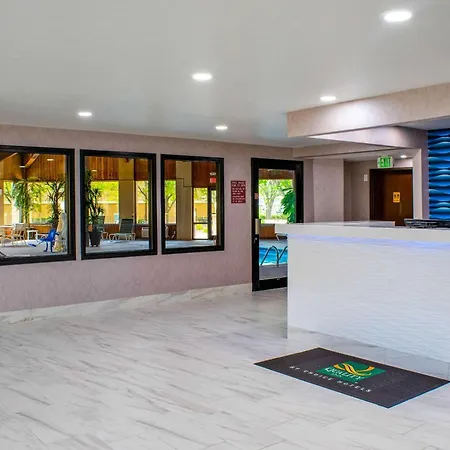 Quality Inn Plainfield - Indianapolis West-3