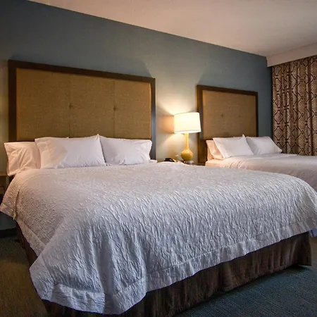 Hampton Inn Edmond-2