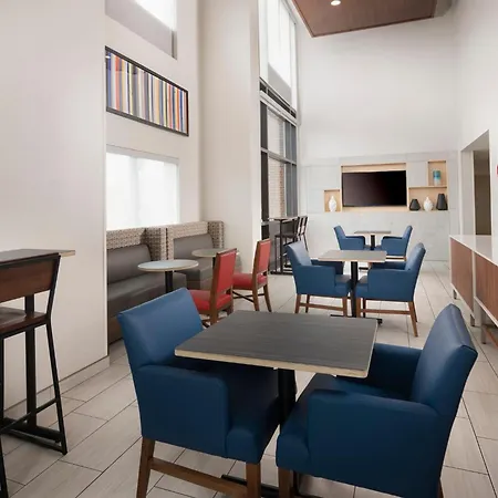 Holiday Inn Express Hotel & Suites Olive Branch By Ihg-3