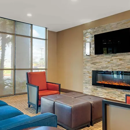 Comfort Suites Byron Warner Robins-2