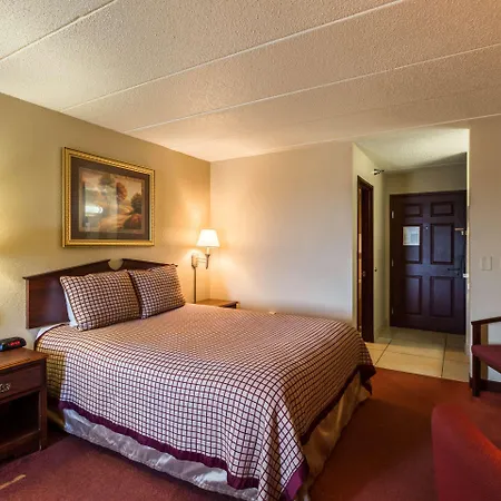 Rodeway Inn-3