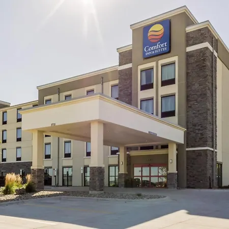 Comfort Inn & Suites Avera Southwest-2