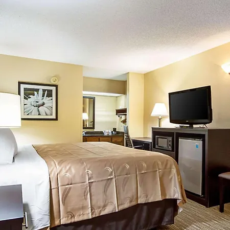 Quality Inn Thomaston-2