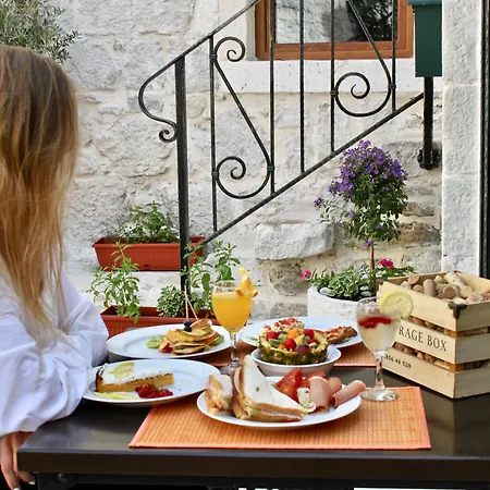 Heritage Palace Varos - Mag Quaint & Elegant Boutique Hotels-2
