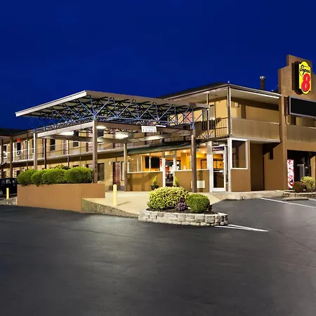 Super 8 By Wyndham Jackson-2