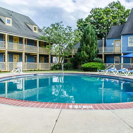 Clarion Inn Strasburg - Lancaster-2