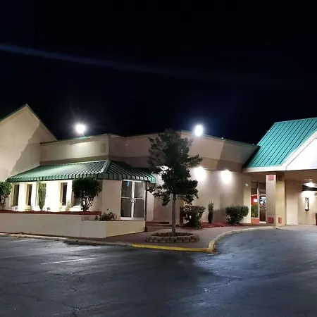 Ramada By Wyndham & Suites Warner Robins-3