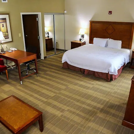 Hampton Inn & Suites Mccomb-2