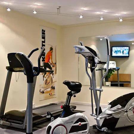 Tryp By Wyndham Halle-3