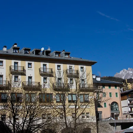 Hotel Belvedere Dolomiti-3