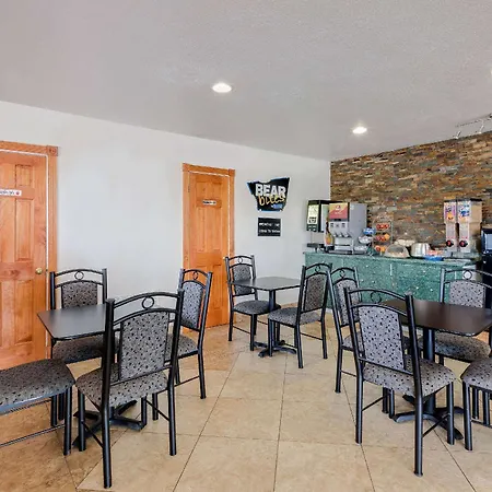 Travelodge By Wyndham Ozona-3