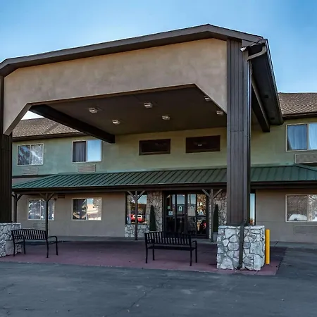 Quality Inn & Suites Pueblo West-2
