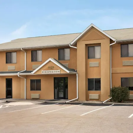 Travelodge By Wyndham Marysville-3