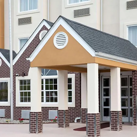 Microtel Inn & Suites By Wyndham Charleston-3