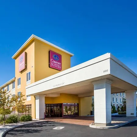 Comfort Suites Fernley-2