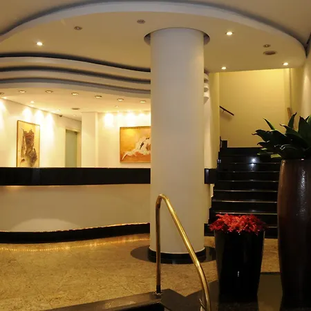 Hotel Shelton-2