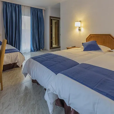 Hotel Vila Calella-3