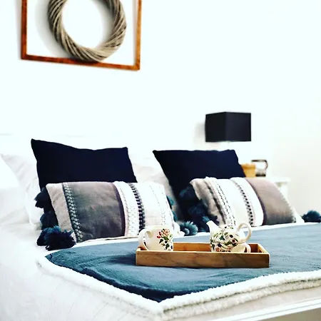 Magnolia Home 32-3