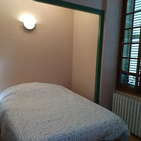 Jaubertie Guesthouse-3