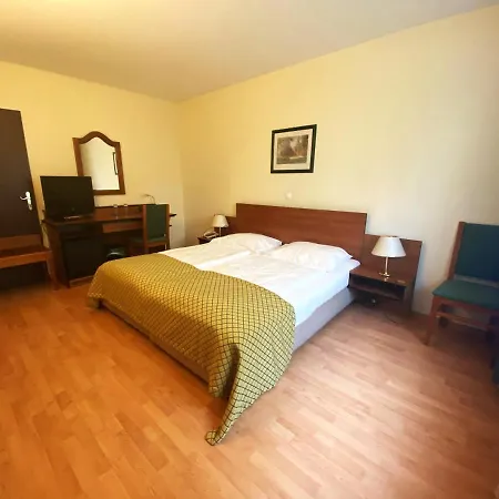 Caratart Hotel Bombolo Wien-2