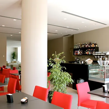 Tag Hotel-3